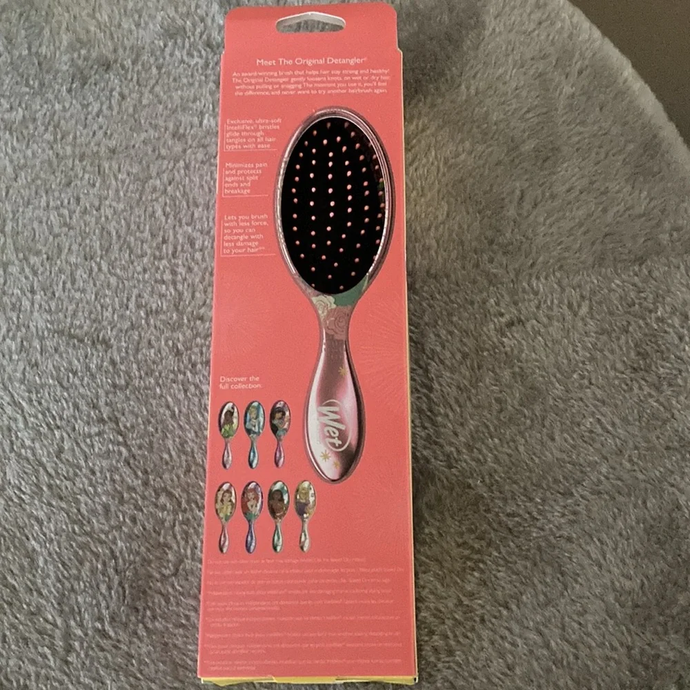 Disney beauty and the beast wet brush brand new